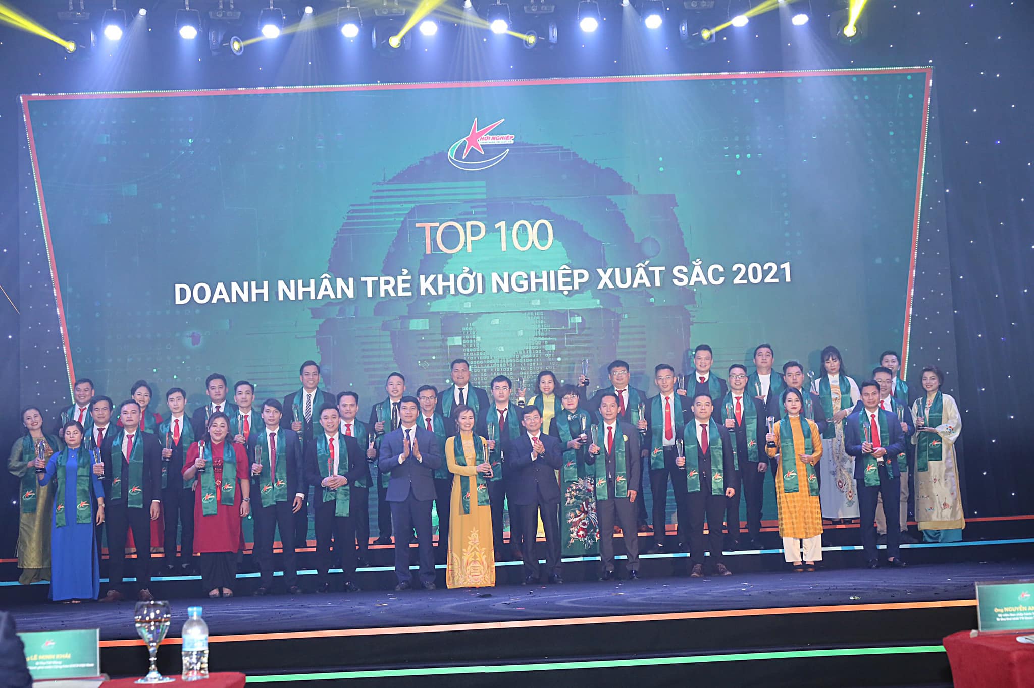 CEO Thai Thu Marketing lọt top 100 doanh nhân trẻ xuất sắc